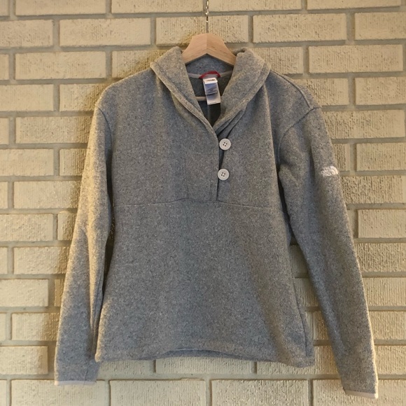 north face toggle pullover